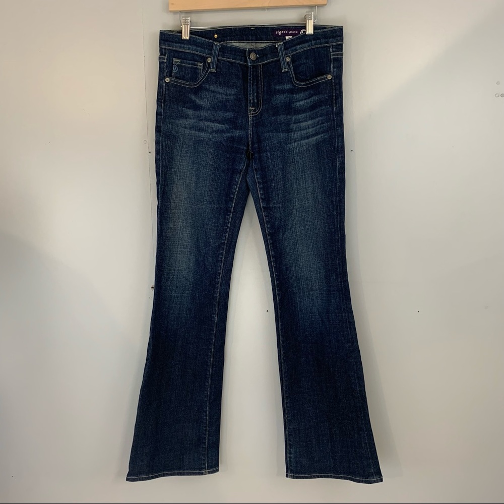 Vigoss Jeans Dark Wash Flap Pockets